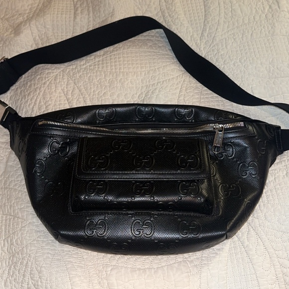 Gucci GG embossed belt bag - Picture 1 of 6